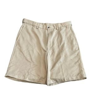 Old Navy , ultimate slim, built in flex , khaki shorts, size 32
